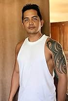 Dennis Gliponeo