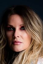 Elizabeth Cook