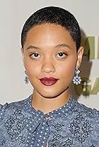 Kiersey Clemons