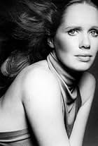 Liv Ullmann