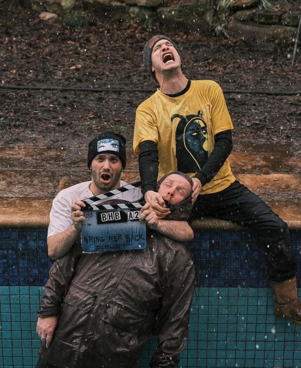 او را برگردان