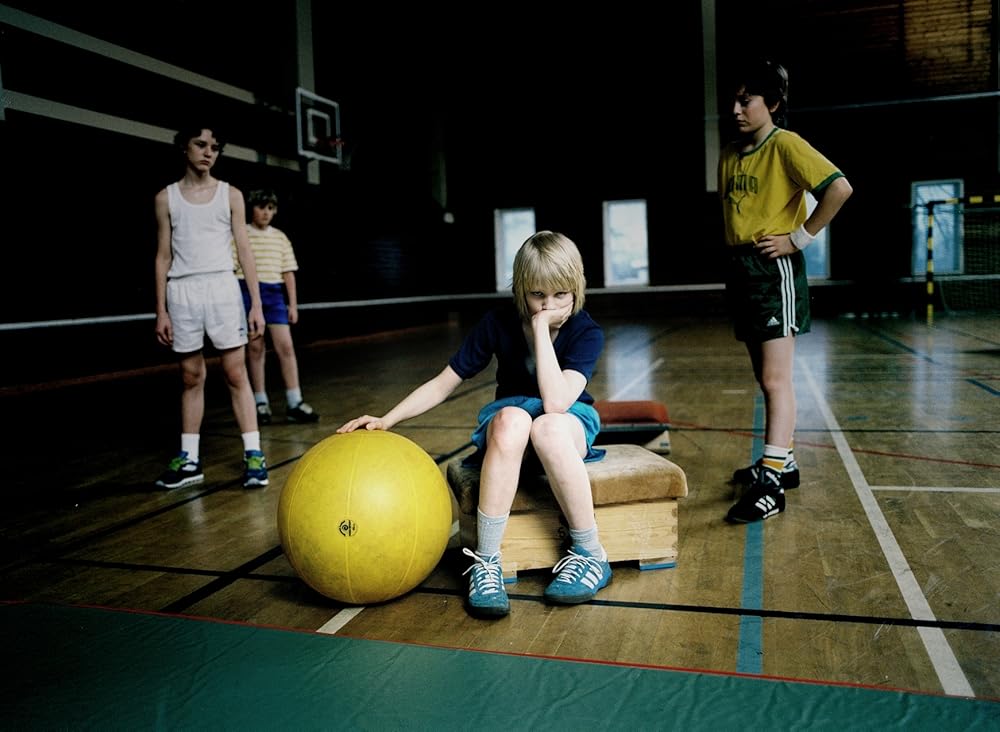 آدم درست را راه بده