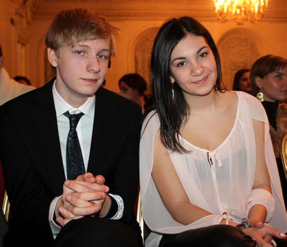 آدم درست را راه بده