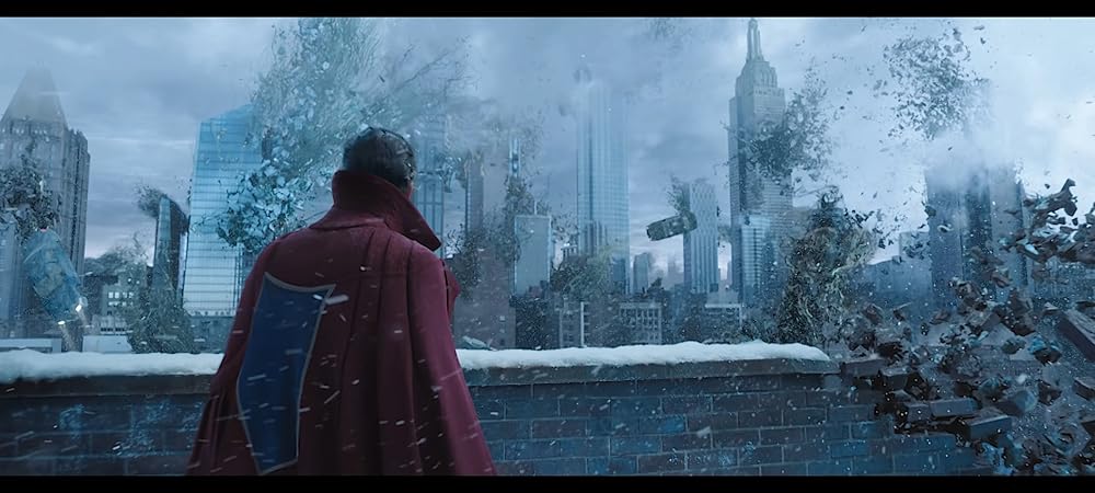 دکتر استرنج در چندجهانی جنون