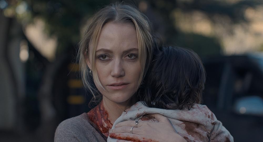 دستی که گهواره را تکان می‌دهد