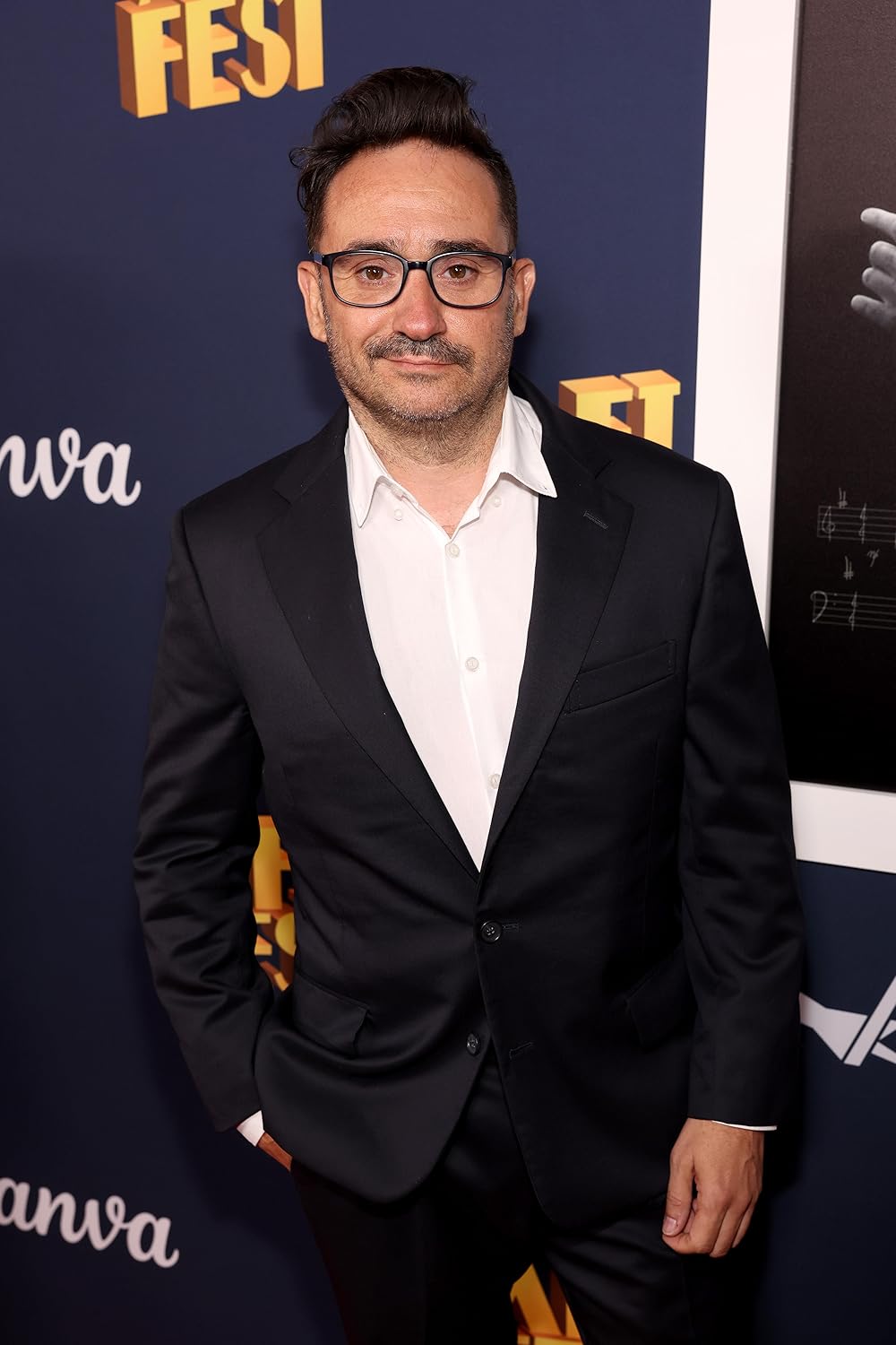 هنری جاودانه از جان ویلیامز