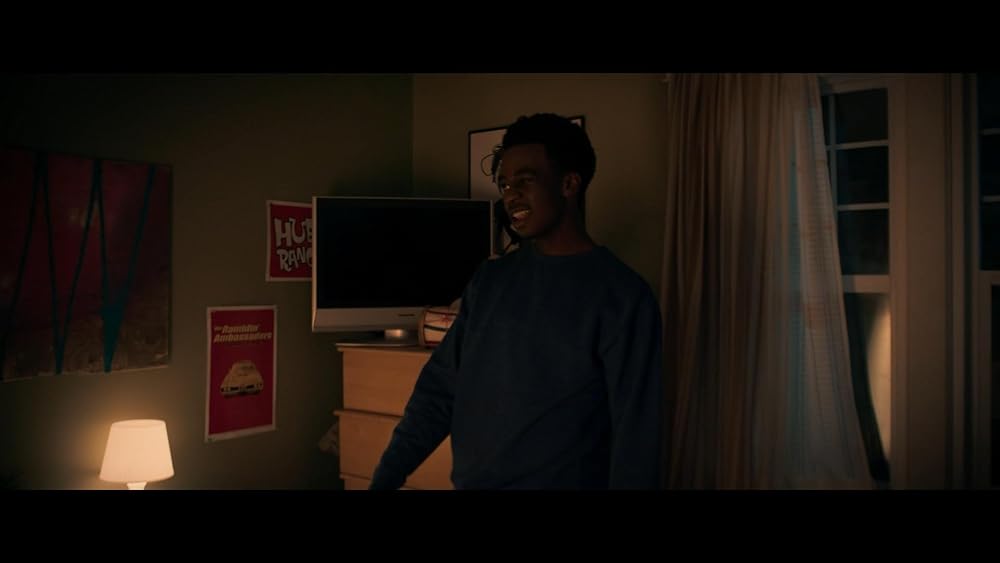 دلقک در مزرعه ذرت