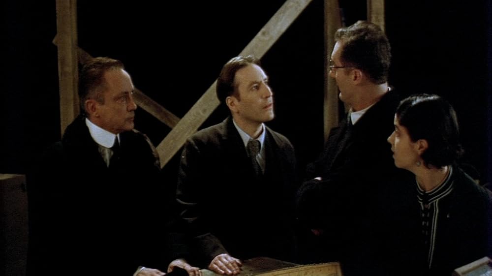 سایهٔ خون‌آشام