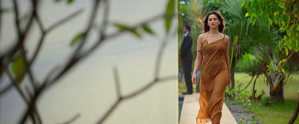 سارقان جواهر: مأموریت الماس سرخ