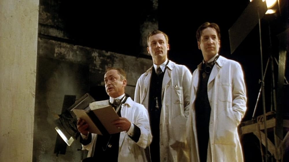 سایهٔ خون‌آشام