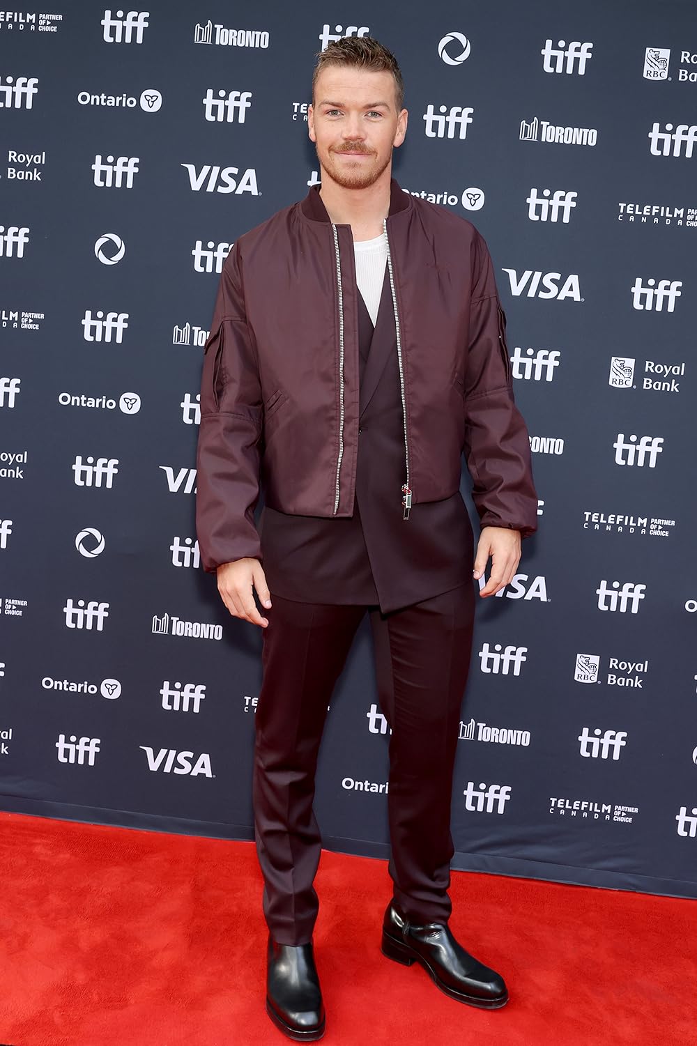 بر پشت اسب‌های تندرو