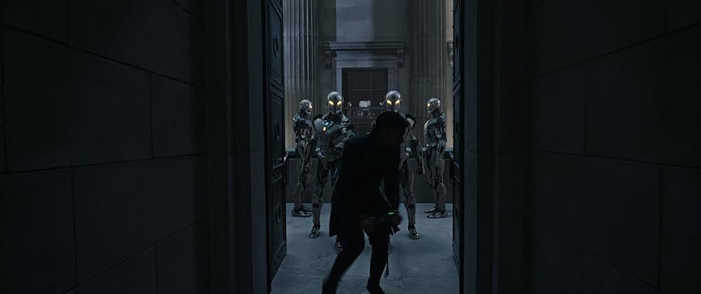 دکتر استرنج در چندجهانی جنون