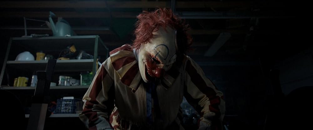 دلقک در مزرعه ذرت