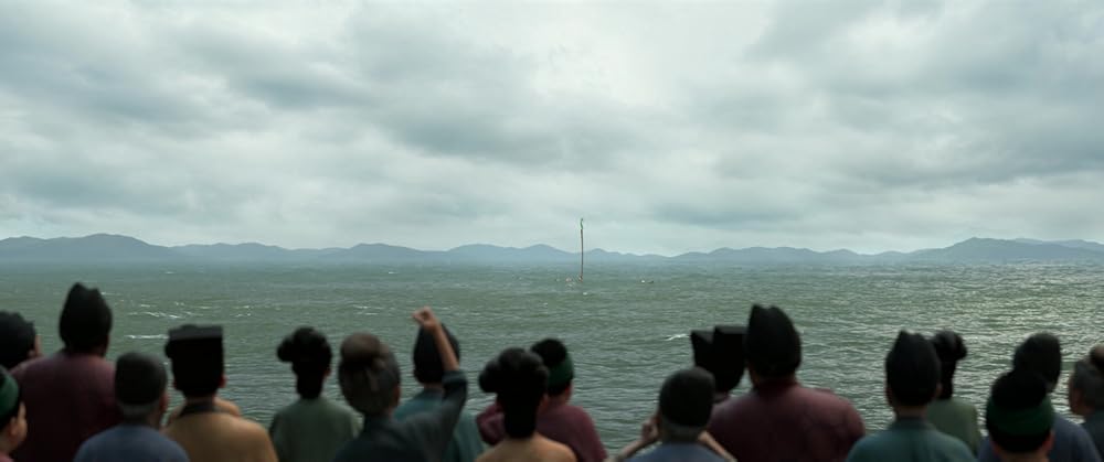 مار سفید: بر فراز آب