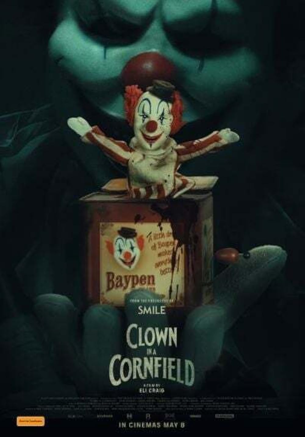 دلقک در مزرعه ذرت