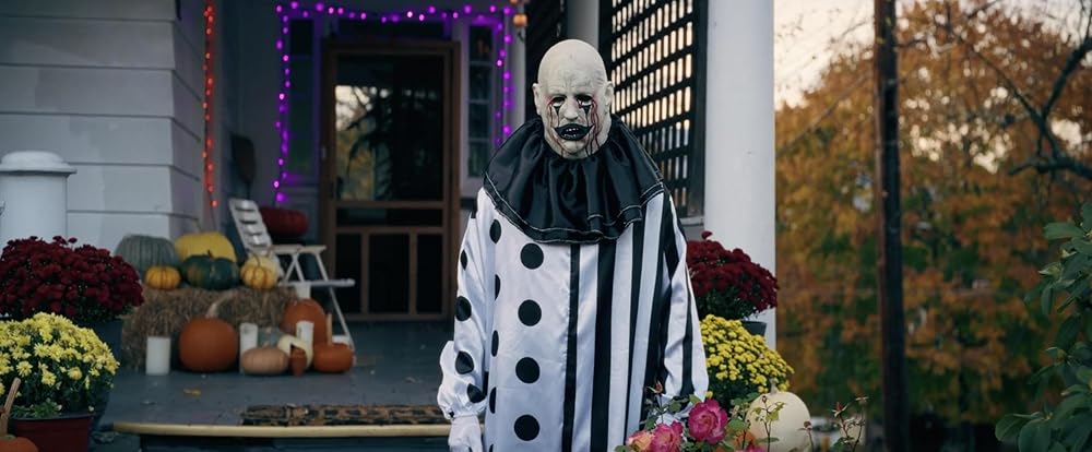 خانه جهنمی: دودمان