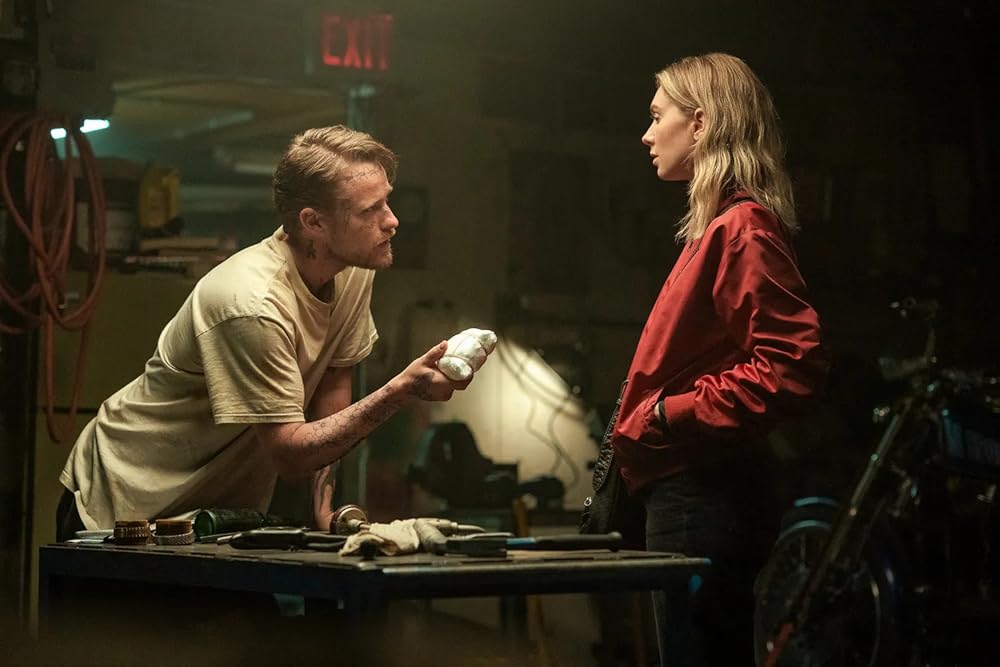 شب همیشه از راه میرسد