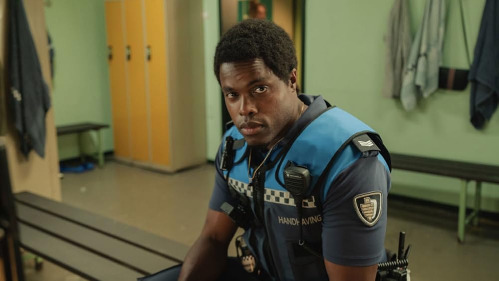 تقریباً پلیس