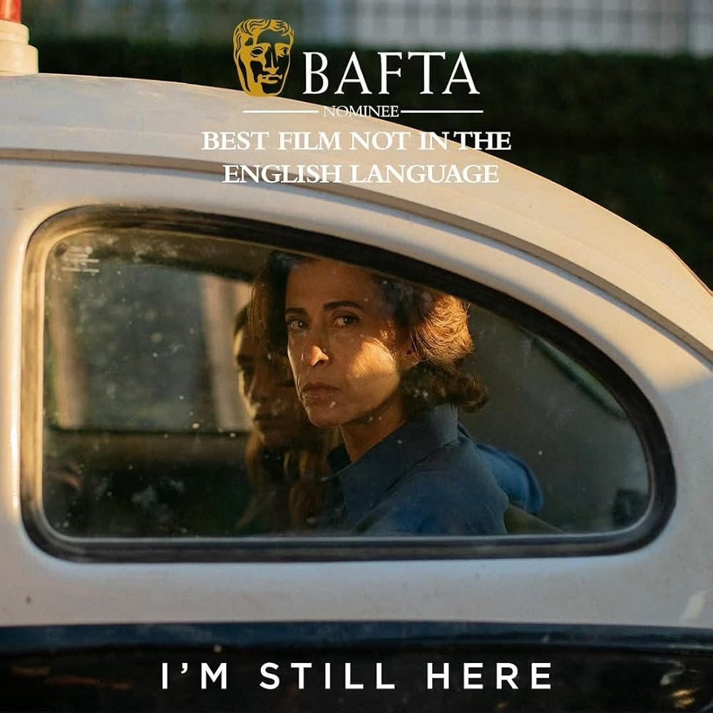 هنوز اینجا هستم