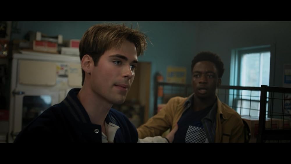 دلقک در مزرعه ذرت