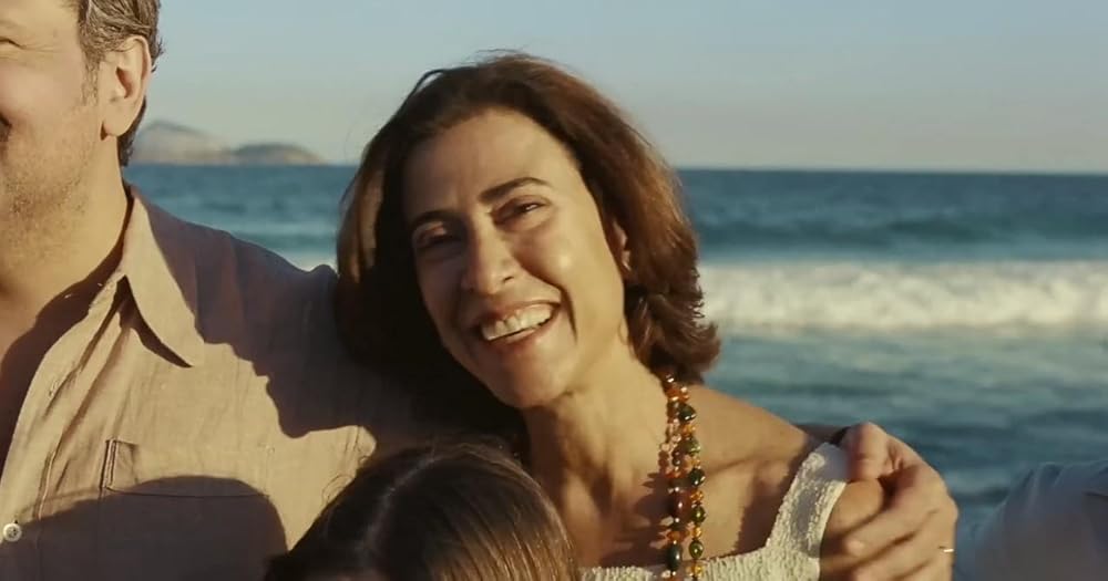 هنوز اینجا هستم