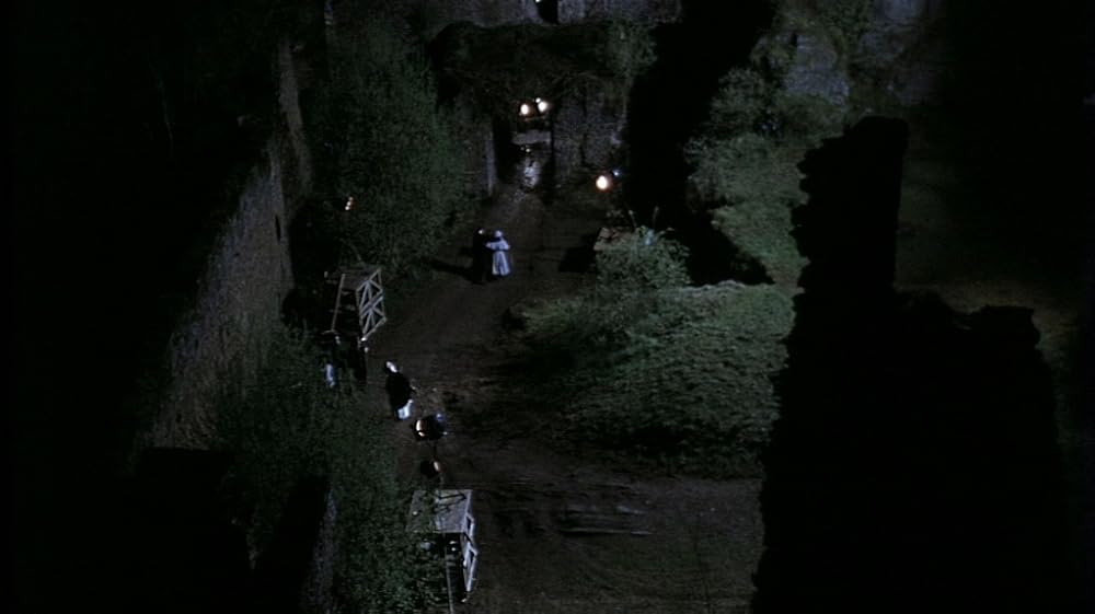 سایهٔ خون‌آشام