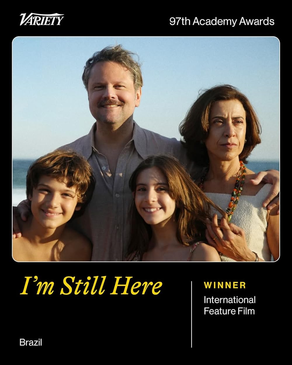 هنوز اینجا هستم