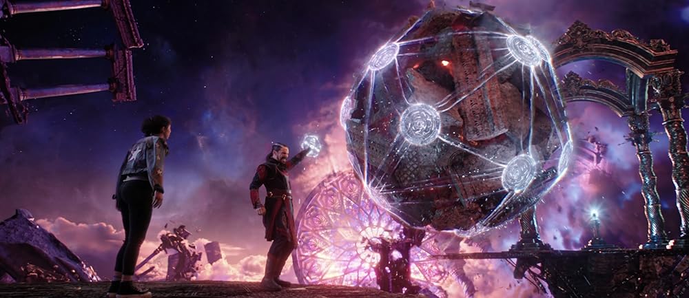 دکتر استرنج در چندجهانی جنون