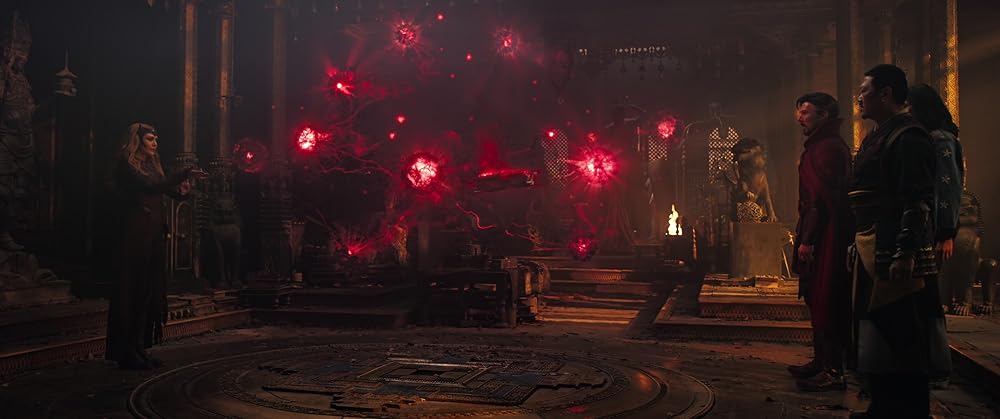 دکتر استرنج در چندجهانی جنون