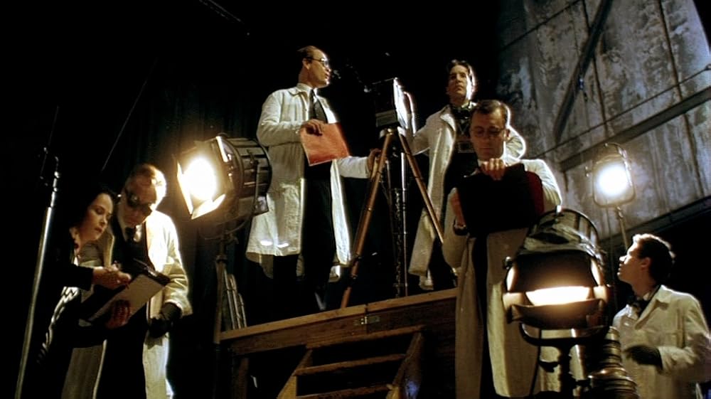 سایهٔ خون‌آشام