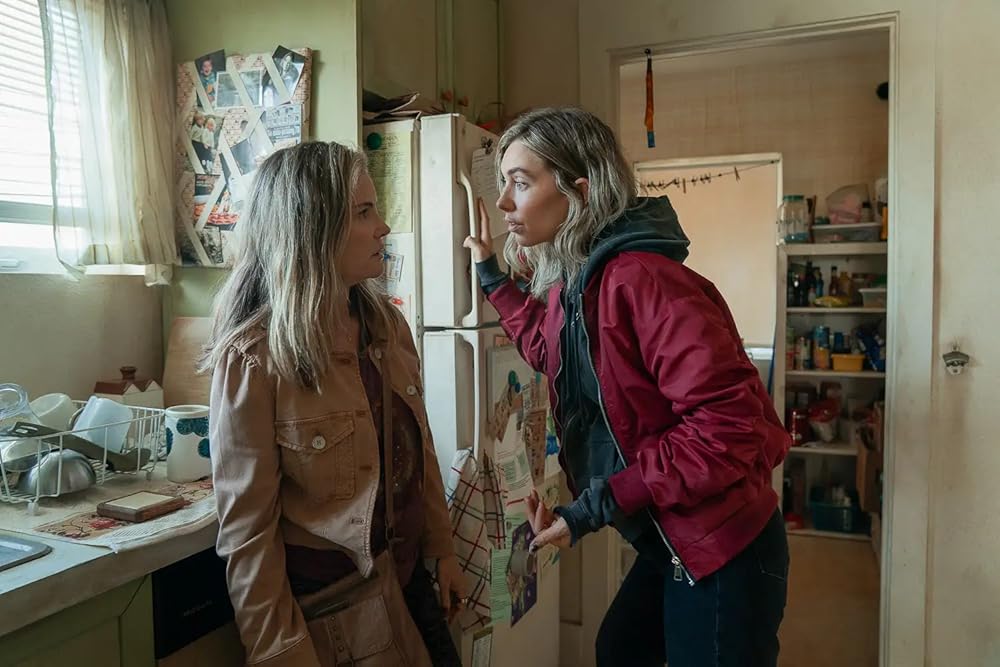 شب همیشه از راه میرسد