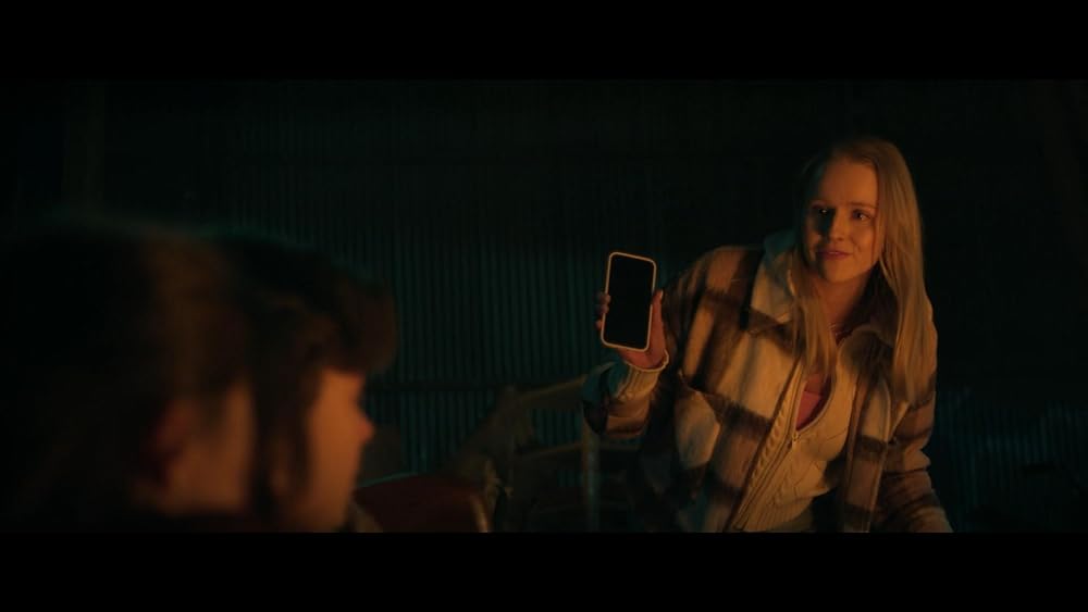 دلقک در مزرعه ذرت