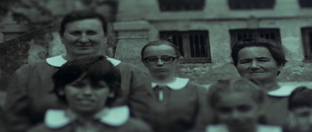 یتیم‌ خانه