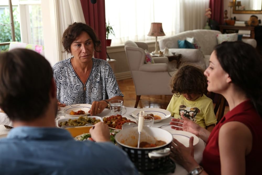 زندگی نادیده خانم