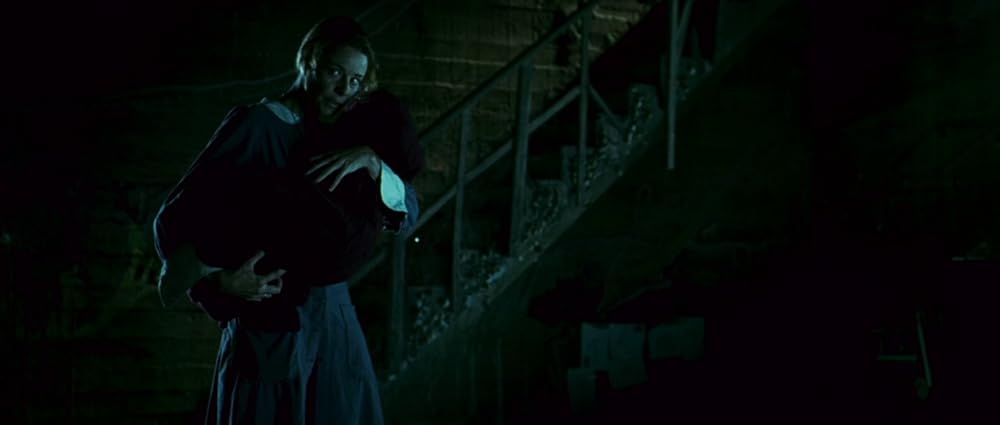 یتیم‌ خانه