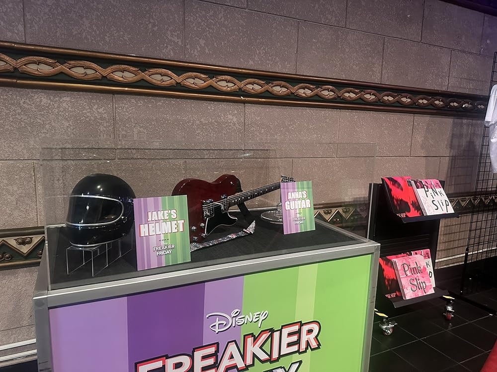 جمعه عجیب تر