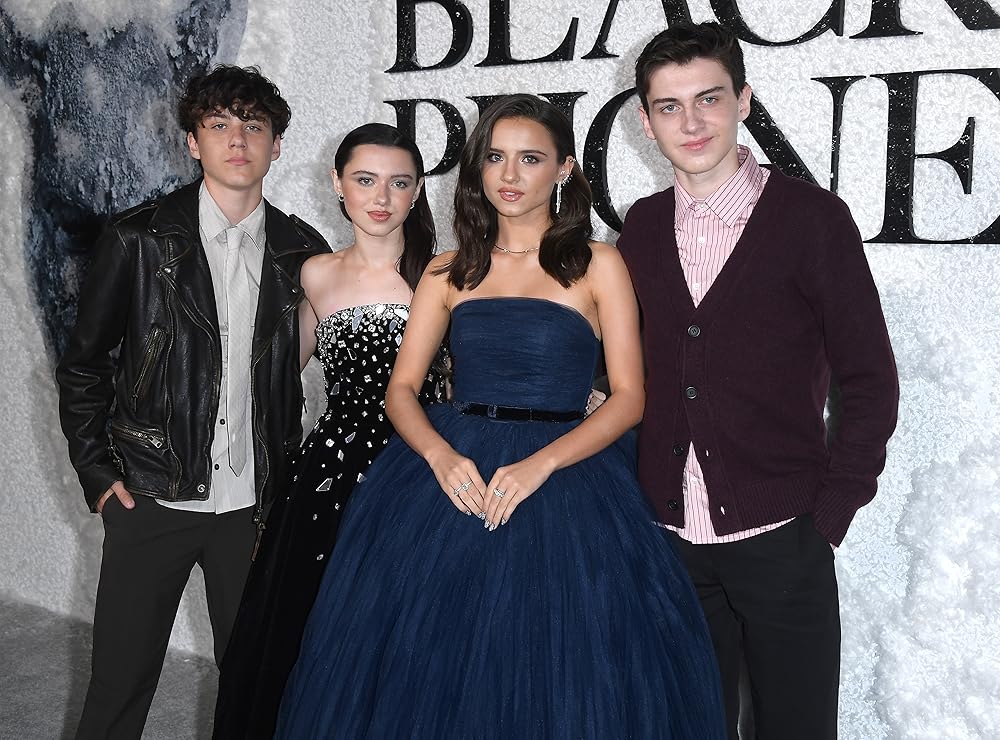 تلفن سیاه ۲