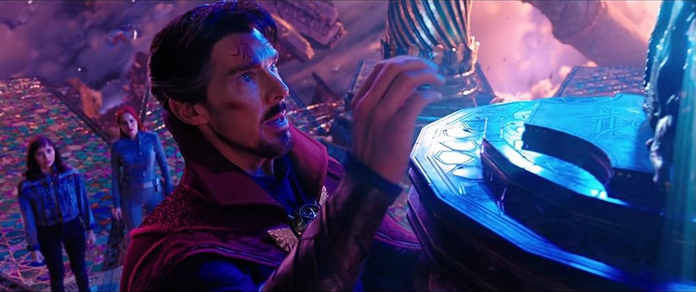 دکتر استرنج در چندجهانی جنون