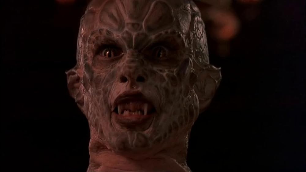 از گرگ‌ و میش تا سحر