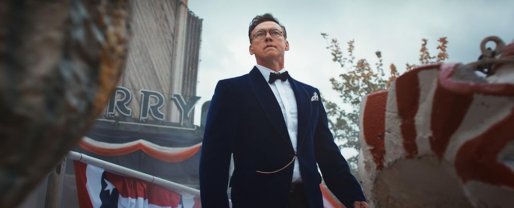 دلقک در مزرعه ذرت