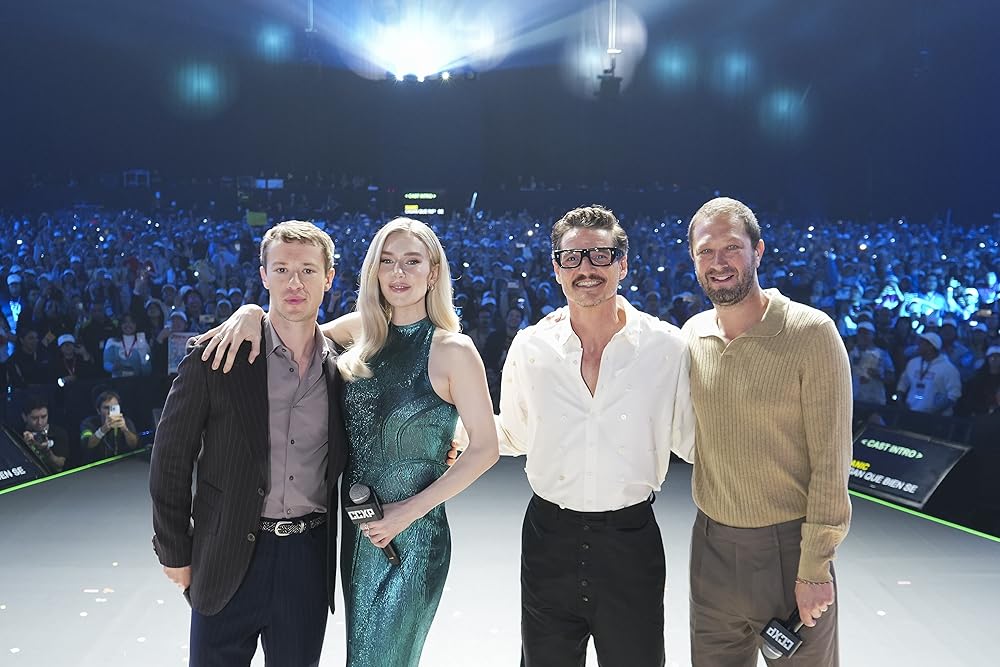 چهار شگفت‌انگیز: گام‌های نخست