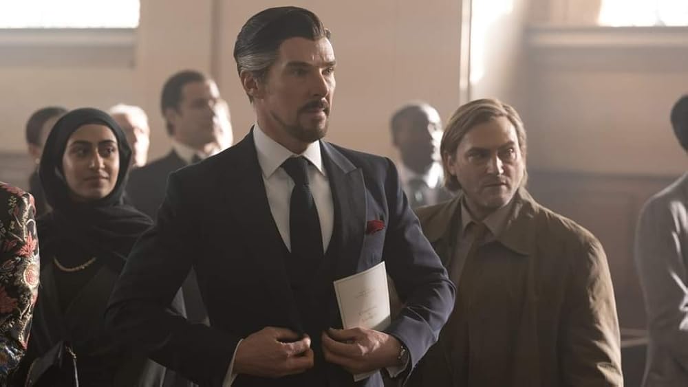 دکتر استرنج در چندجهانی جنون