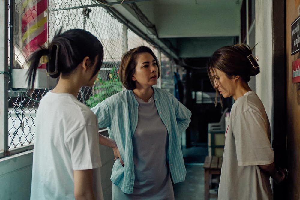 دخترهای آپارتمانی