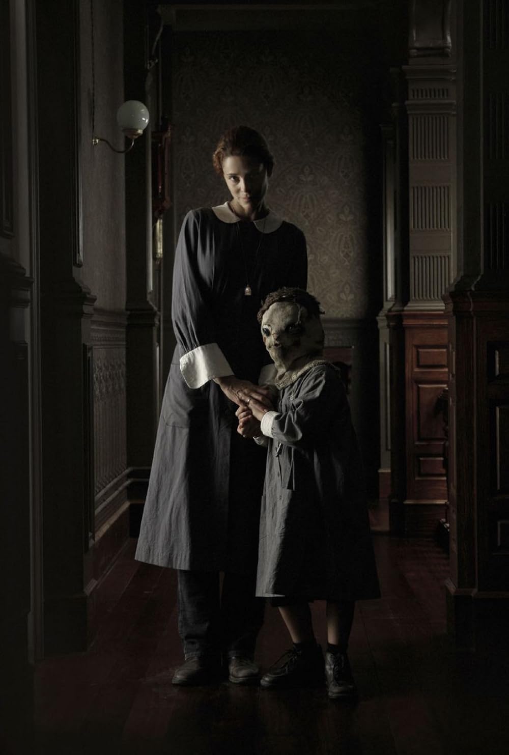 یتیم‌ خانه