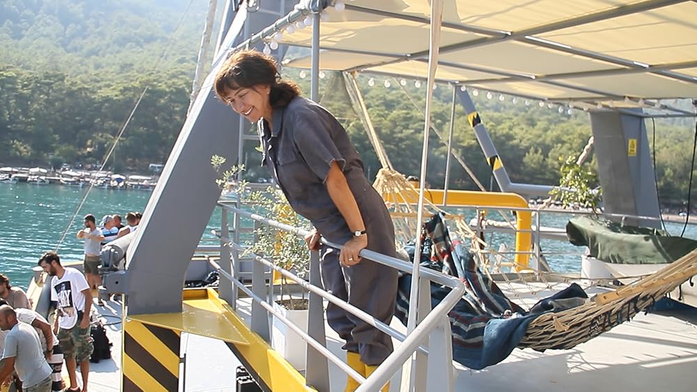 زندگی نادیده خانم