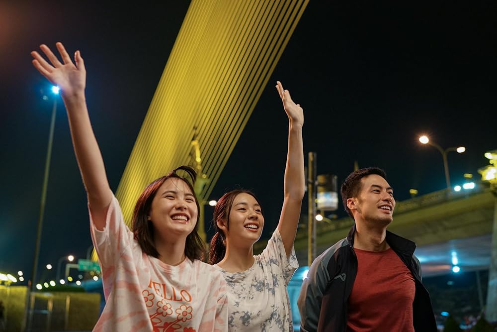 دخترهای آپارتمانی