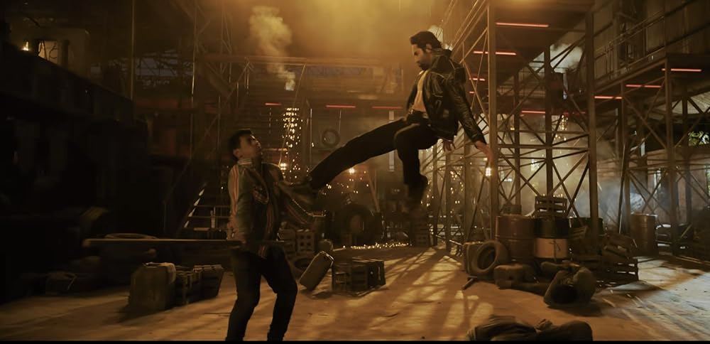 یک قهرمان اکشن