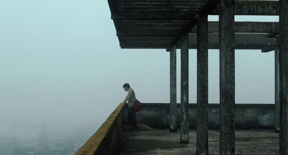 درون پوسته پیله زرد