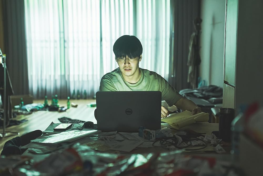 دیوار به دیوار