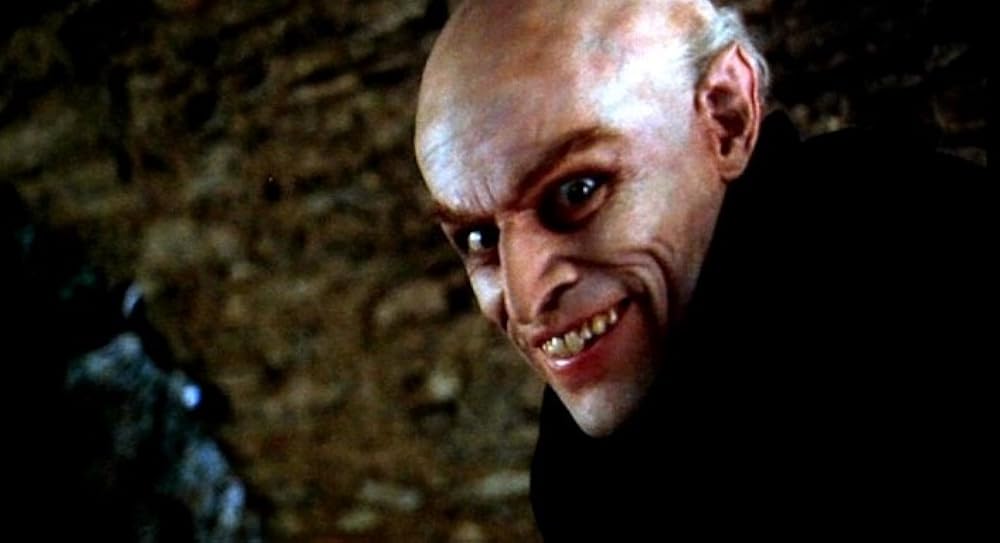 سایهٔ خون‌آشام